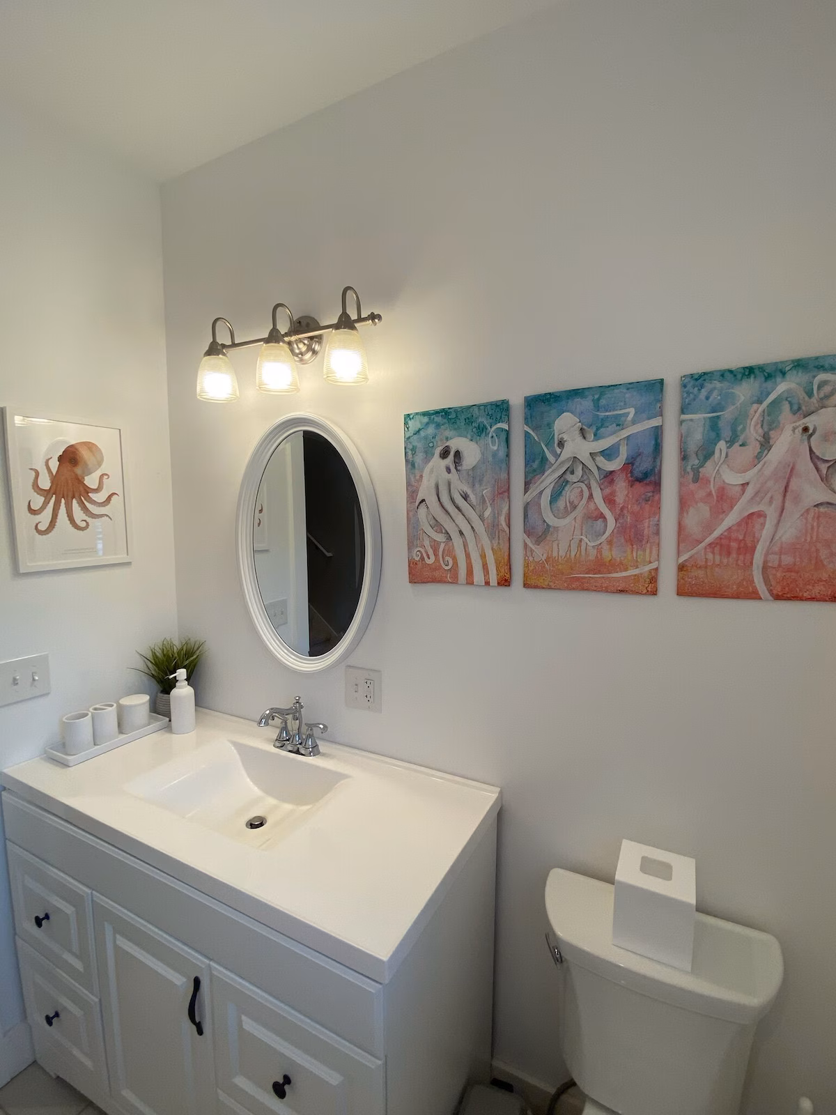 Bayview House first floor bathroom